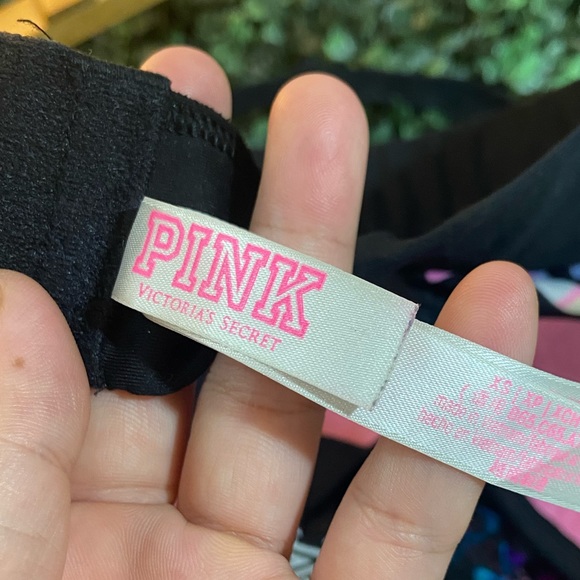 Victoria Secret Sports Bra. Size- XS - Picture 8 of 8